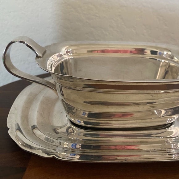 Vintage Reed & Barton 5000 1940’s Mayflower Scalloped Silver Plated Gravy Boat - Picture 2 of 14
